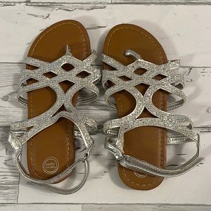 Girls size 11 silver strap sandal